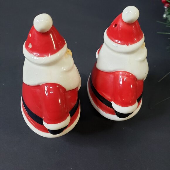 Cute Red Ceramic Christmas Santa Claus Salt and Pepper Shakers Set Holiday S+P - Picture 3 of 7